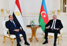 Состоялась встреча один на один президентов Азербайджана и Египта