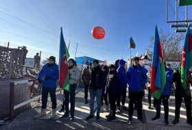 Акция протеста на дороге Ханкенди-Лачын продолжается 44 дня