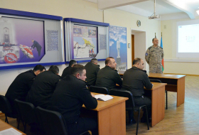 В Баку проводится учебный курс НАТО