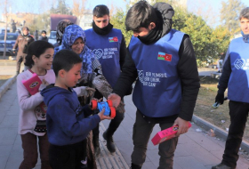 Азербайджанские волонтеры оказали в Адыямане поддержку пострадавшим от землетрясения детям