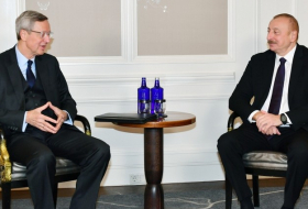 Президент Азербайджана находится с визитом в Германии - Обновлено