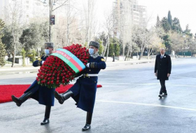 Ильхам Алиев посетил памятник Ходжалинскому геноциду