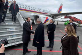 Глава МИД Армении прибыл в Анкару