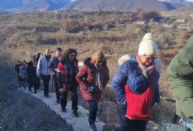 Началась поездка группы международных путешественников из двенадцати стран в Карабах и Восточный Зангезур