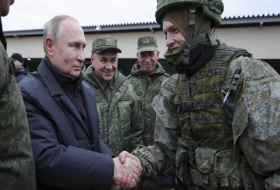 Путин провел совещание в командном пункте в Ростове-на-Дону