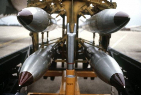 США приступают к серийному производству ядерной авиабомбы B61-12