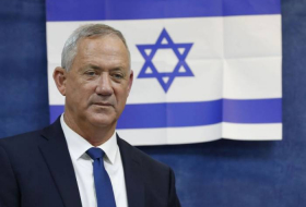 Нетаньяху решил отложить отставку министра обороны Израиля