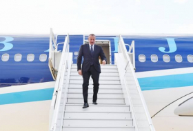  Ильхам Алиев прибыл с государственным визитом в Таджикистан