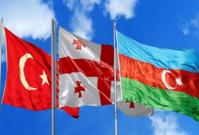 Министры обороны Азербайджана и Грузии обсудили трехсторонний формат Азербайджан-Турция-Грузия