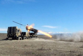 Продолжаются учения ракетно-артиллерийских войск Азербайджанской армии - Видео
