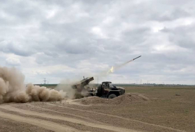 В Армии Азербайджана продолжаются учения ракетно-артиллерийских войск - Видео