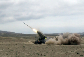 Продолжаются учения ракетно-артиллерийских войск - Видео