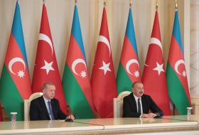 Ильхам Алиев: Единство Турции и Азербайджана важно для региона, для тюркского мира