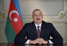 Ильхам Алиев выразил признательность премьер-министру Пакистана за поддержку территориальной целостности Азербайджана