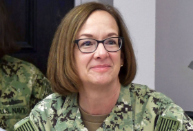 На пост начштаба ВМС США впервые выдвинута женщина