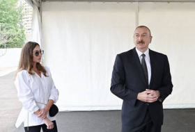 Ильхам Алиев и Мехрибан Алиева ознакомились со строительством завода по розливу минеральной воды 