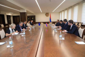 Тойво Клаар находится с визитом в Армении