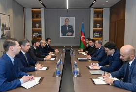 Джейхун Байрамов проинформировал советника Путина о переговорах по реинтеграции армян