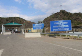 МИД: Азербайджан дал согласие на одновременное использование Лачинской дороги и дороги Агдам-Ханкенди при посредничестве МККК
