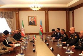 Министр обороны Азербайджана принял делегацию Вооруженных сил Ирана