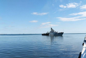 Военные корабли Каспийской флотилии РФ покинули бакинский порт