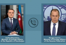Глава МИД Азербайджана провел телефонный разговор с российским коллегой