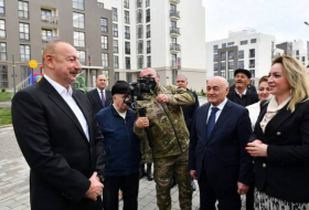 Президент Азербайджана: Каким бы сильным ни было государство, Победу завоевывают солдаты, офицеры