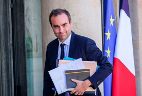 Депутат: «Французы очень щедры на слова и обещания, но скупы на действия»
