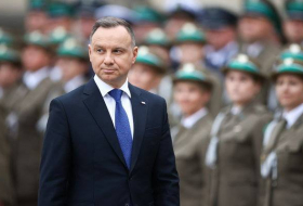Президент Польши принял отставку двух командующих ВС