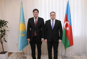 Азербайджан и Казахстан обсудили сотрудничество в сфере оборонпрома