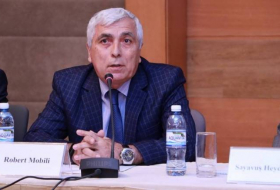 Роберт Мобили: Армяне подвергли албанские церкви в Карабахе вандализму