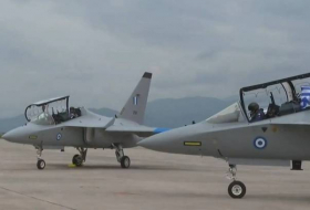 Двухместный учебный самолет Т-2 ВВС Греции разбился