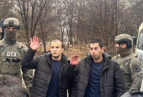 Азербайджанские военнослужащие Гусейн Ахундов и Агшин Бабиров освобождены из плена