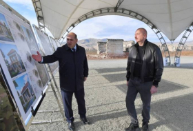 Президент Ильхам Алиев заложил фундамент села Гияслы в Агдамском районе