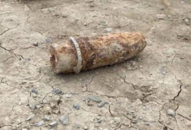 Сотрудники МЧС обезвредили найденный в Баку боеприпас