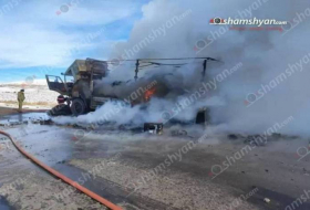 В Армении сгорел автомобиль российских миротворцев с оружием