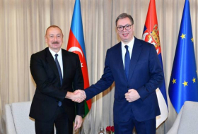 Президент Азербайджана поздравил сербского коллегу
