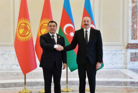 Президент Азербайджана позвонил кыргызскому коллеге