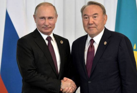 Путин встретился с Назарбаевым в Москве