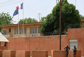 Франция закрыла посольство в Нигере