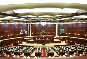 Парламент Азербайджана призвал правительство ввести санкции против Франции