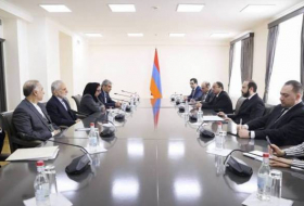 Глава МИД Армении обсудил с советником Хаменеи безопасность на Южном Кавказе