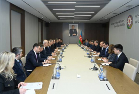 Джейхун Байрамов обсудил с Хулуси Акаром повестку азербайджано-турецкого сотрудничества