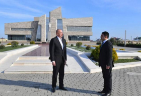 Президент Ильхам Алиев совершил поездку в Нефтчалинский район