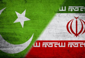 Главы МИД Ирана и Пакистана обсудили текущее состояние двусторонних отношений