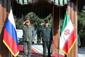 Главы Минобороны РФ и Ирана обсудили военно-техническое сотрудничество