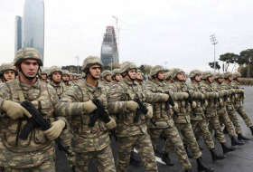 В Азербайджане изменилось условие увольнения офицеров с действительной военной службы по собственному желанию