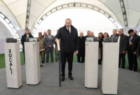 Президент Азербайджана заложил фундамент мемориала жертвам Ходжалинского геноцида и встретился с представителями общественности района - Обновлено