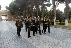 Замминистра национальной обороны Турции посетил военный институт - Фото/Видео