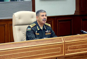 Министр обороны Азербайджана поручил уделить особое внимание повышению боевой подготовки подразделений